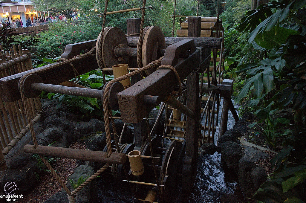 Swiss Family Treehouse