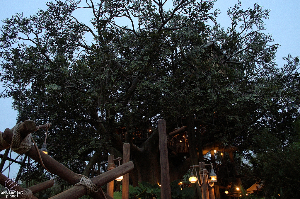 Swiss Family Treehouse