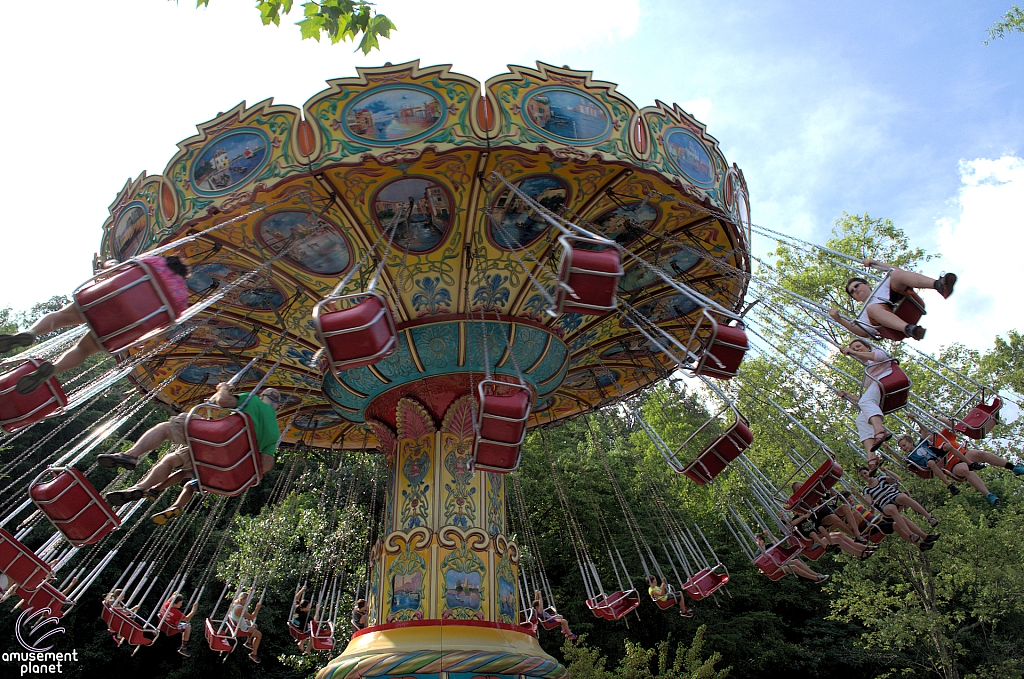 Waltzing Swinger
