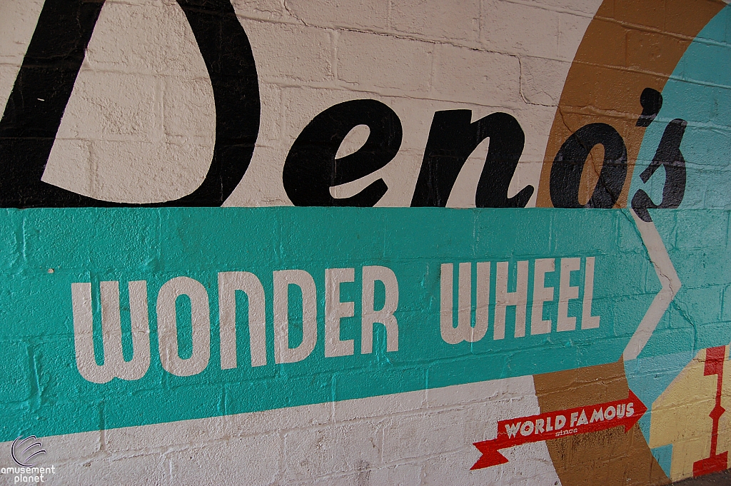 Deno's Wonder Wheel Amusement Park