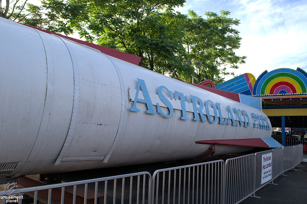 Astroland Rocket