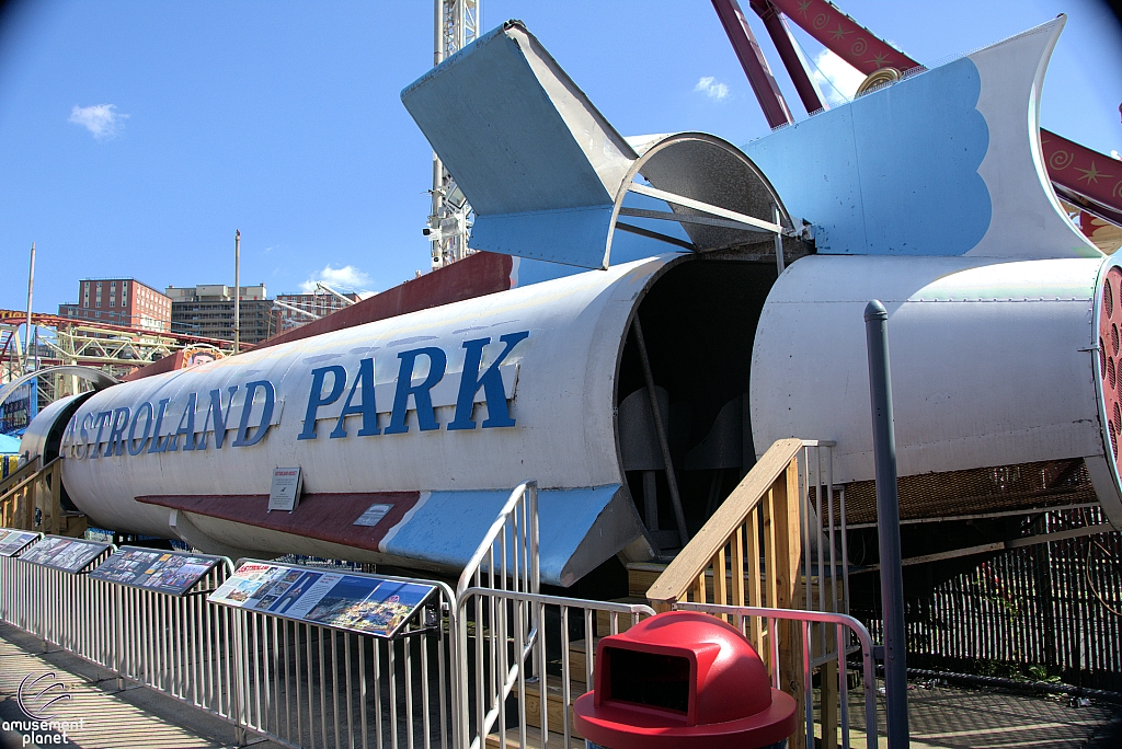 Astroland Rocket