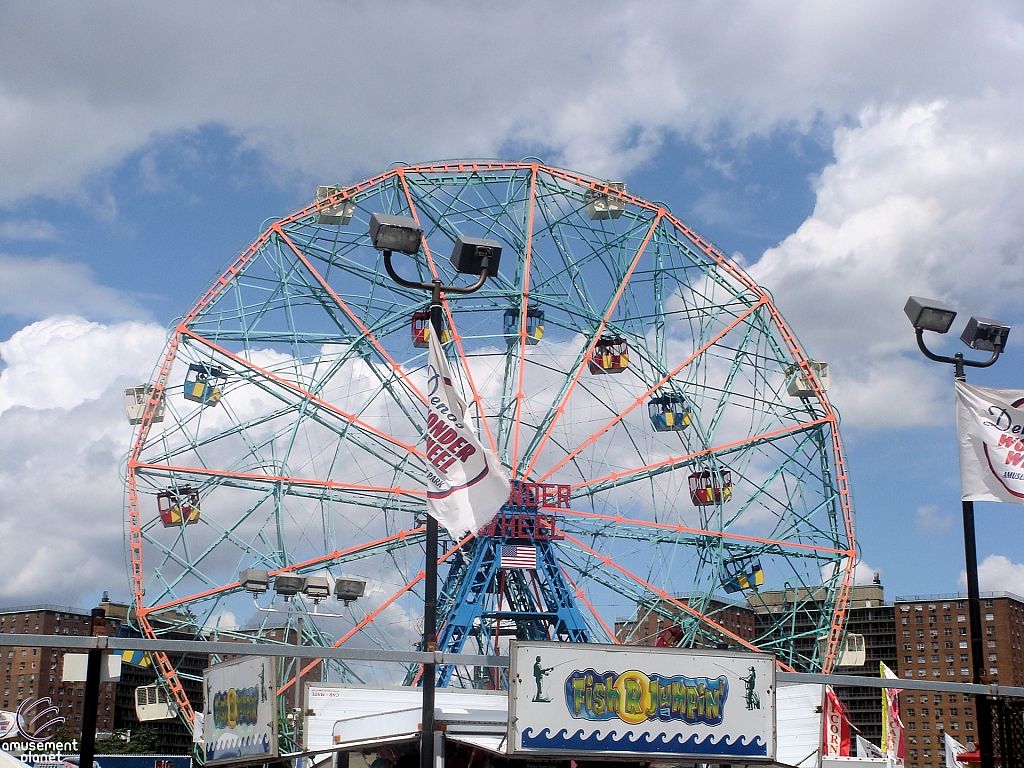 Wonder Wheel