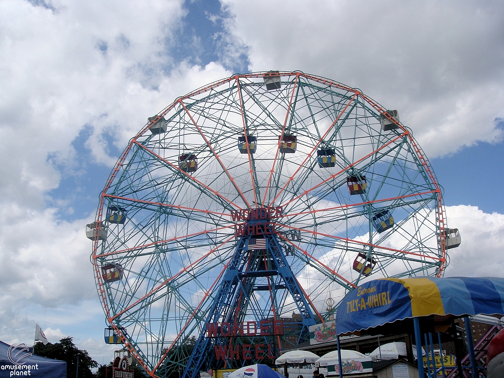 Wonder Wheel