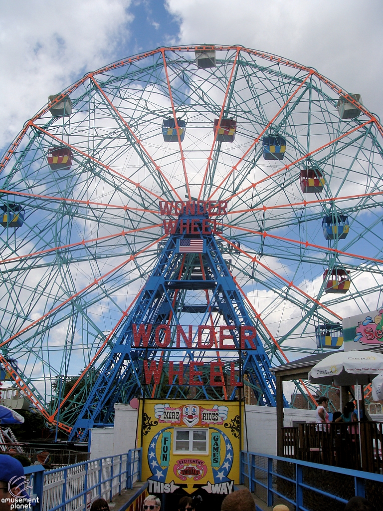 Wonder Wheel