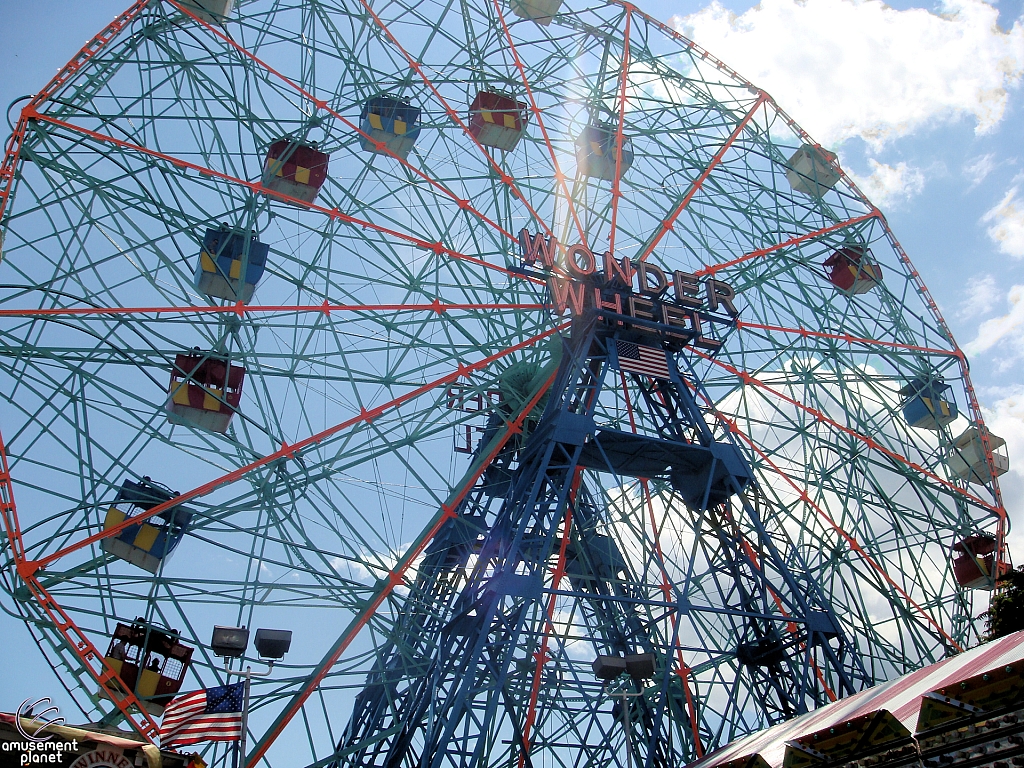 Wonder Wheel