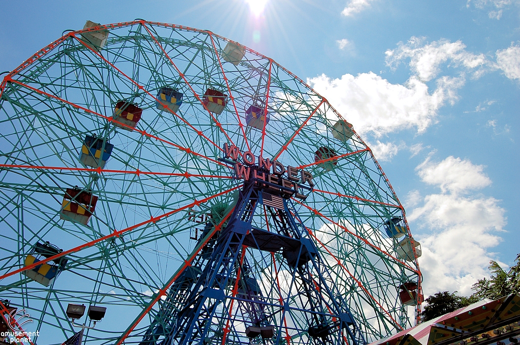 Wonder Wheel