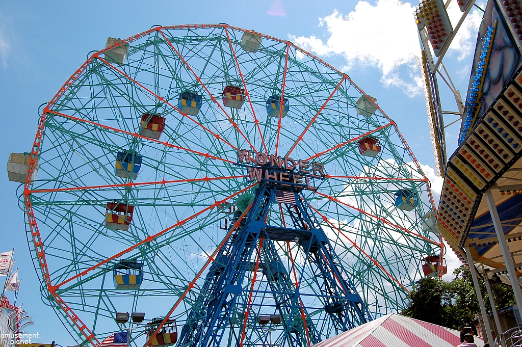 Wonder Wheel