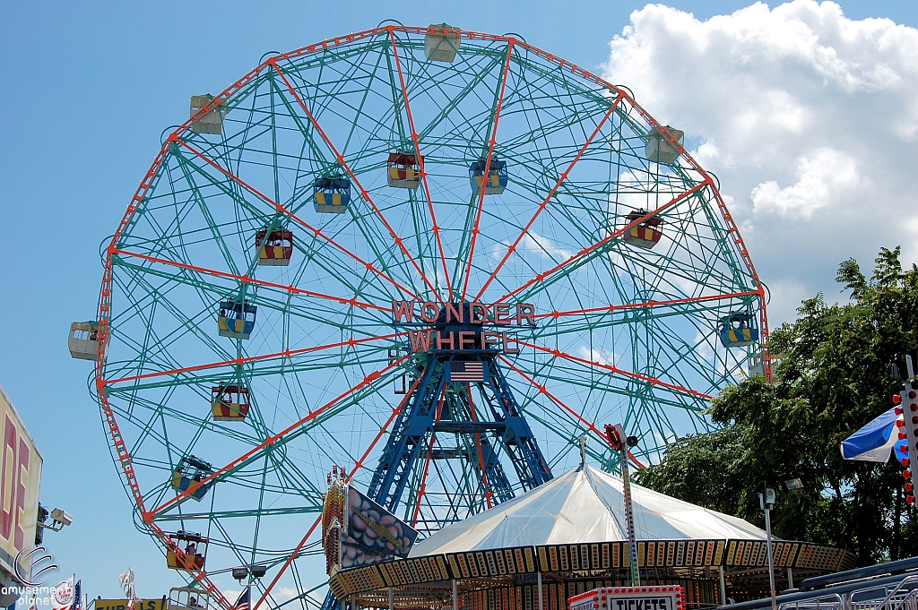 Wonder Wheel