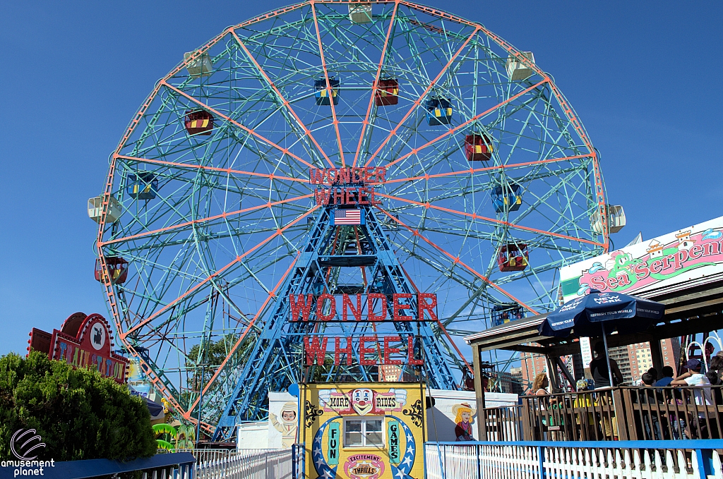 Wonder Wheel