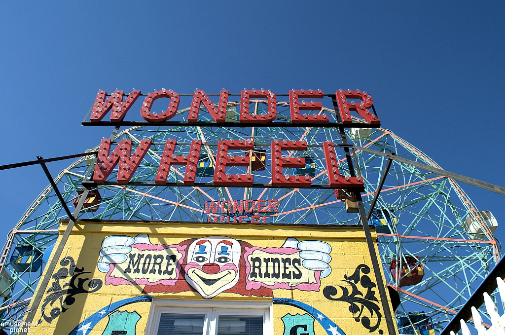Wonder Wheel