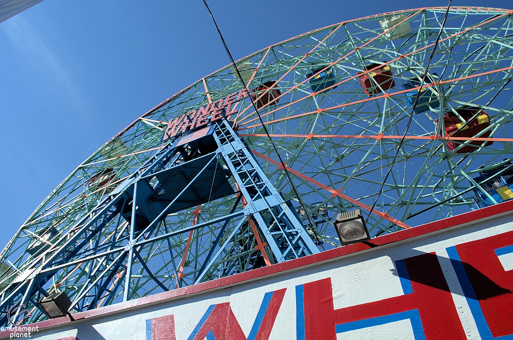 Wonder Wheel