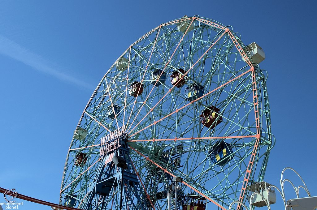 Wonder Wheel