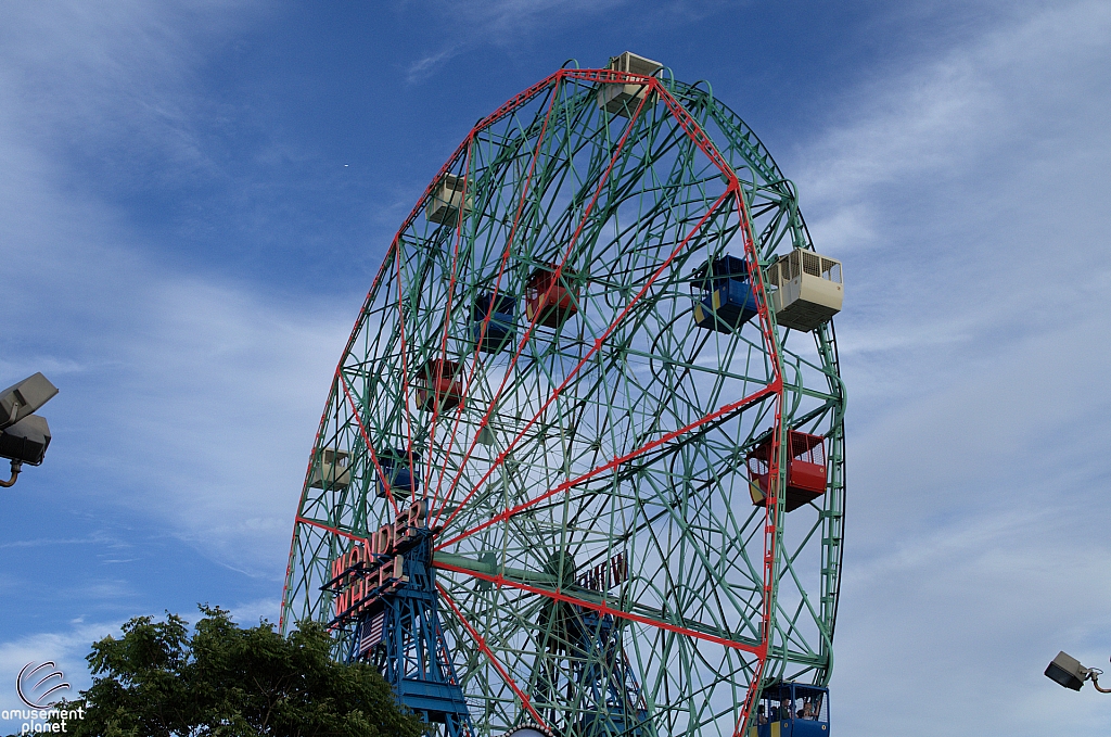 Wonder Wheel