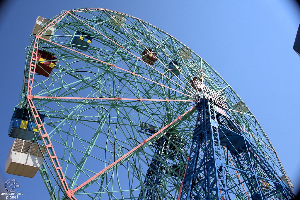 Wonder Wheel