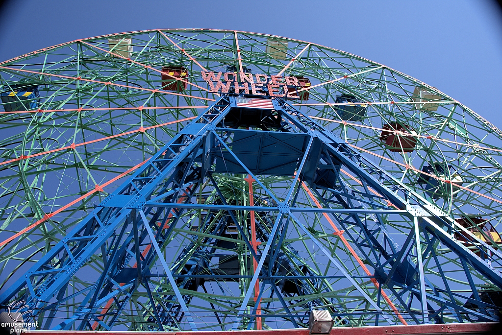 Wonder Wheel