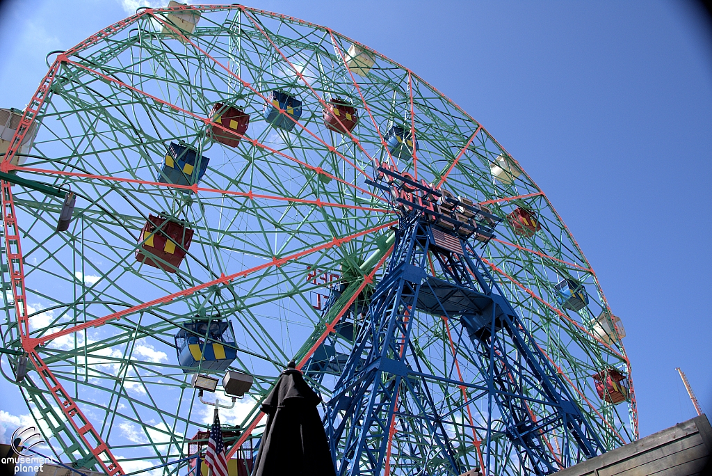 Wonder Wheel