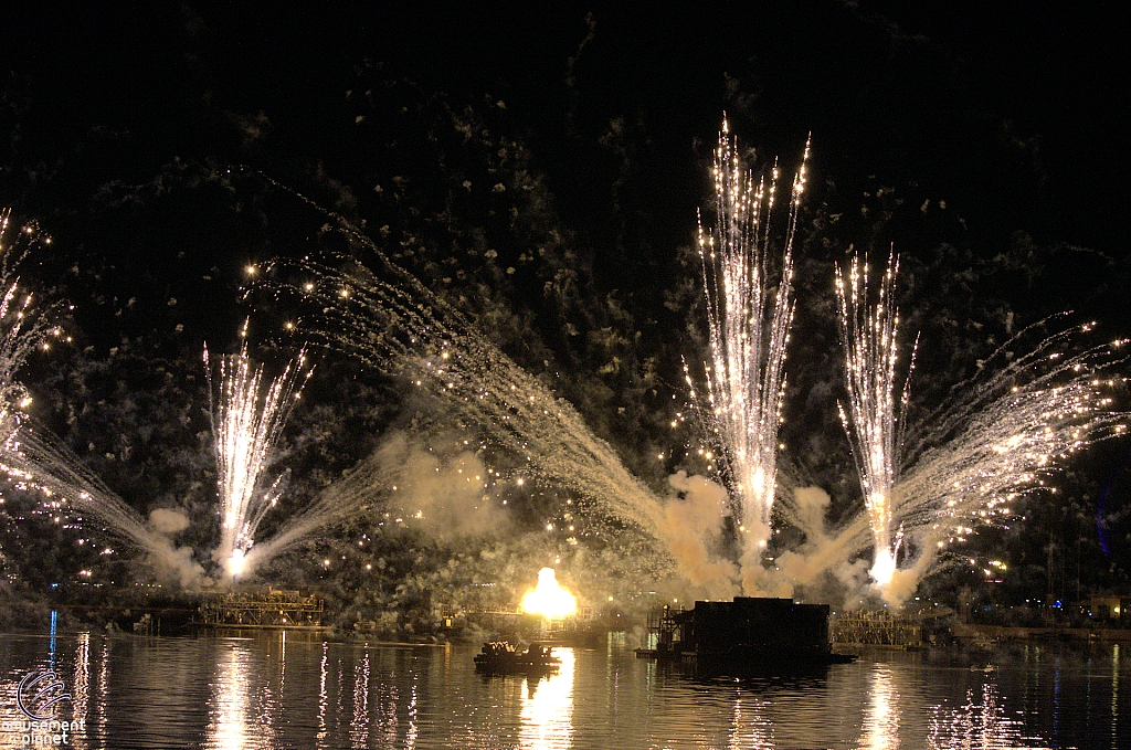 IllumiNations: Reflections of Earth