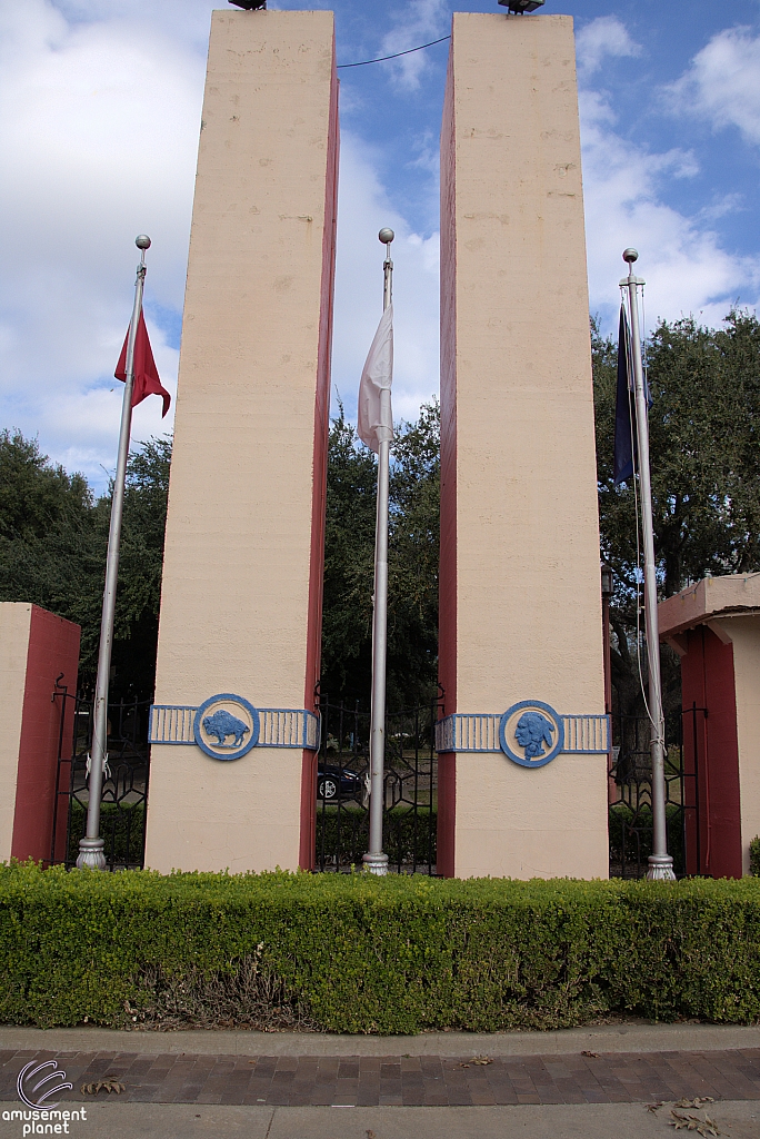 Cetnennial Entrances