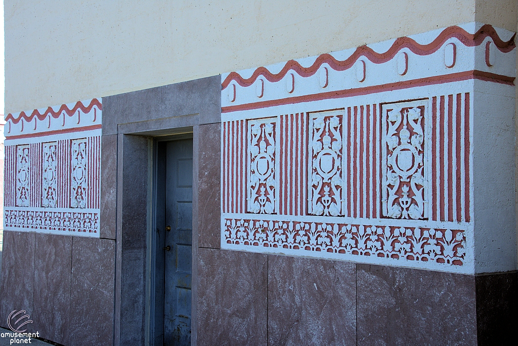 Exposition Grand Entrance