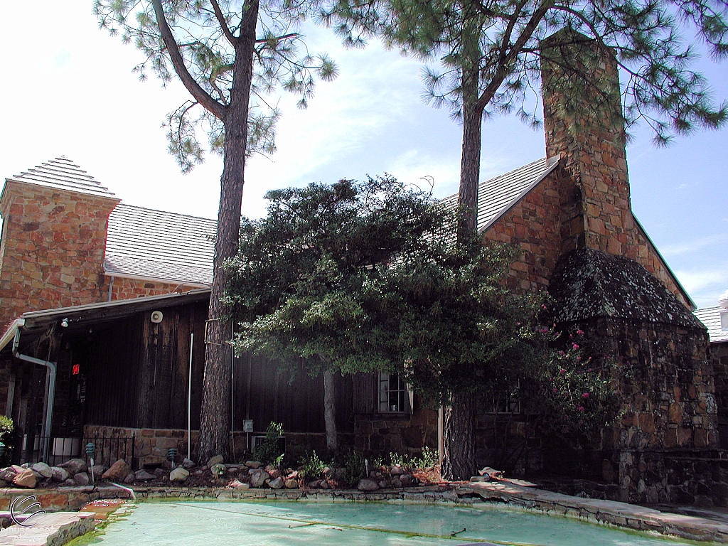 Old Mill Inn