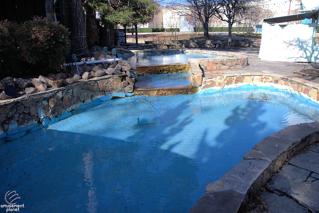 Old Mill Inn
