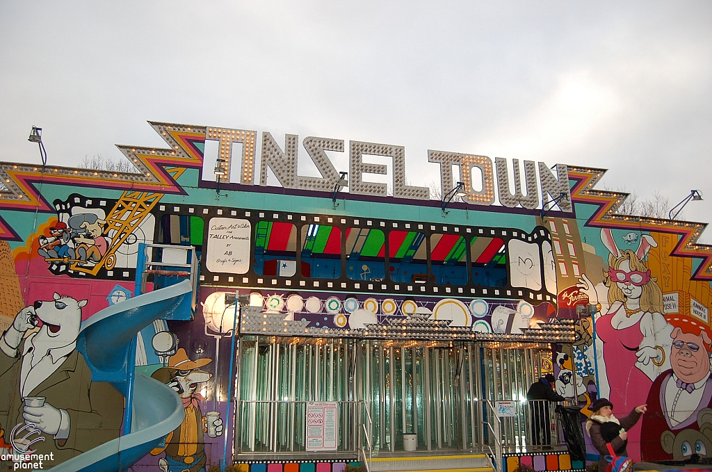 Tinsel Town