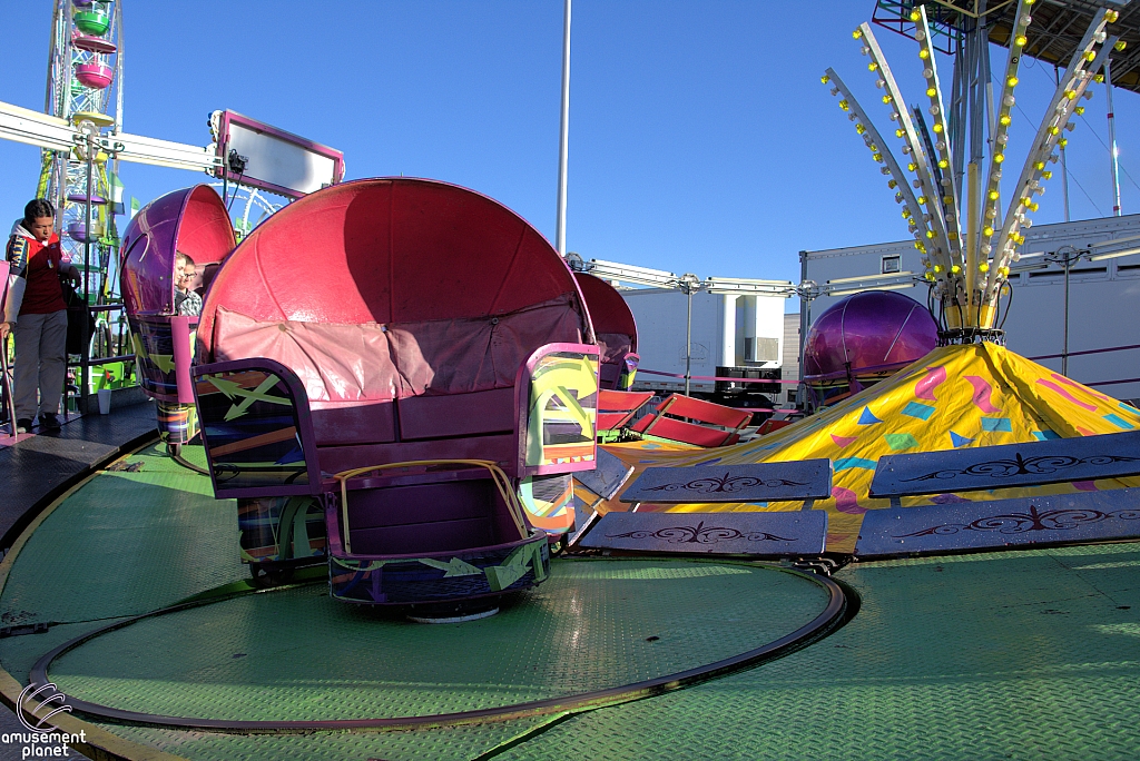 Tilt-A-Whirl