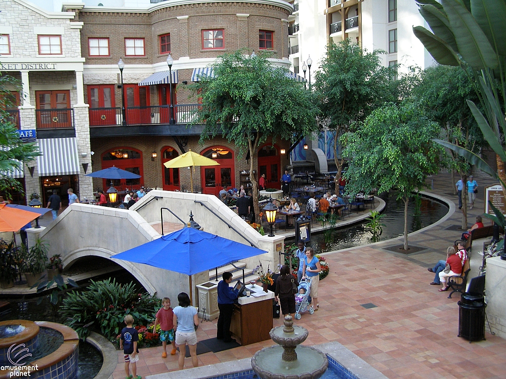 Gaylord Texan Resort