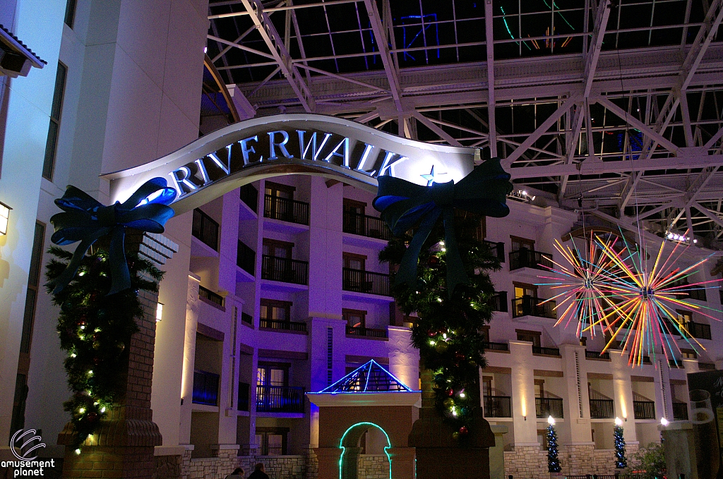 Gaylord Texan Resort