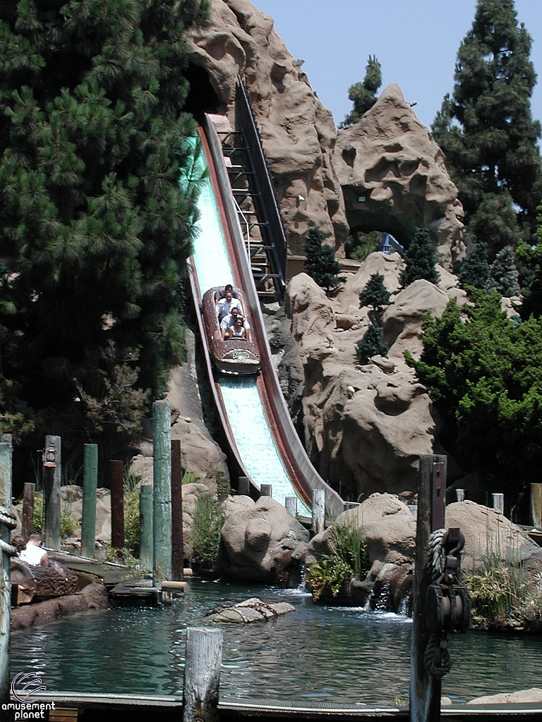 Timber Mountain Log Ride