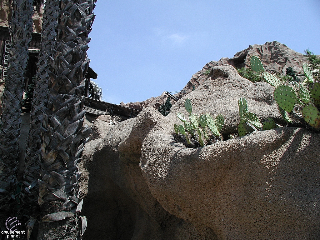 Timber Mountain Log Ride