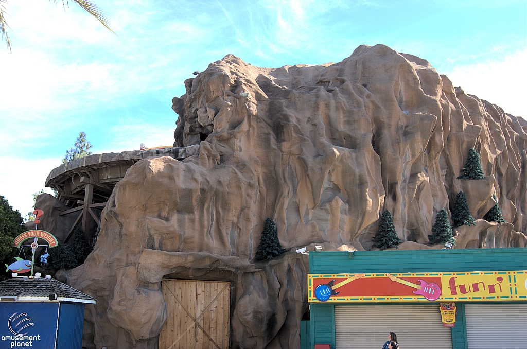 Timber Mountain Log Ride