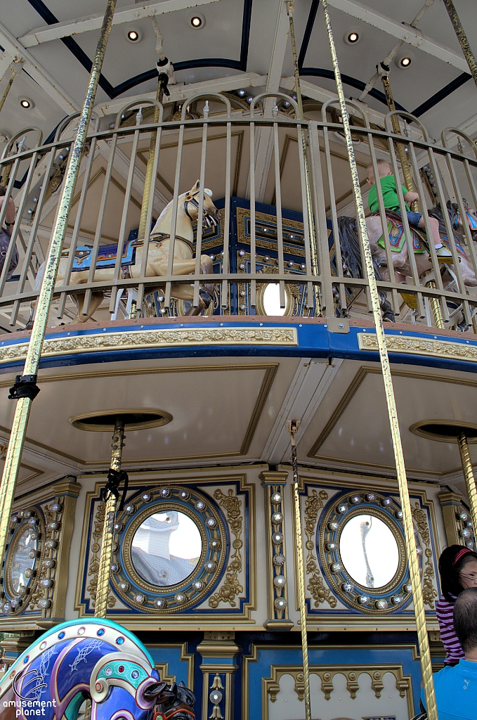 Double-Decker Carousel