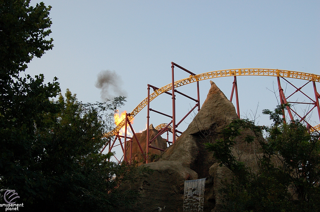 Volcano: The Blast Coaster