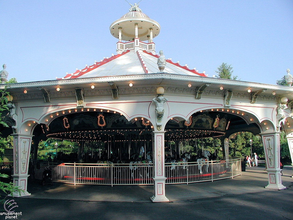 Grand Carousel
