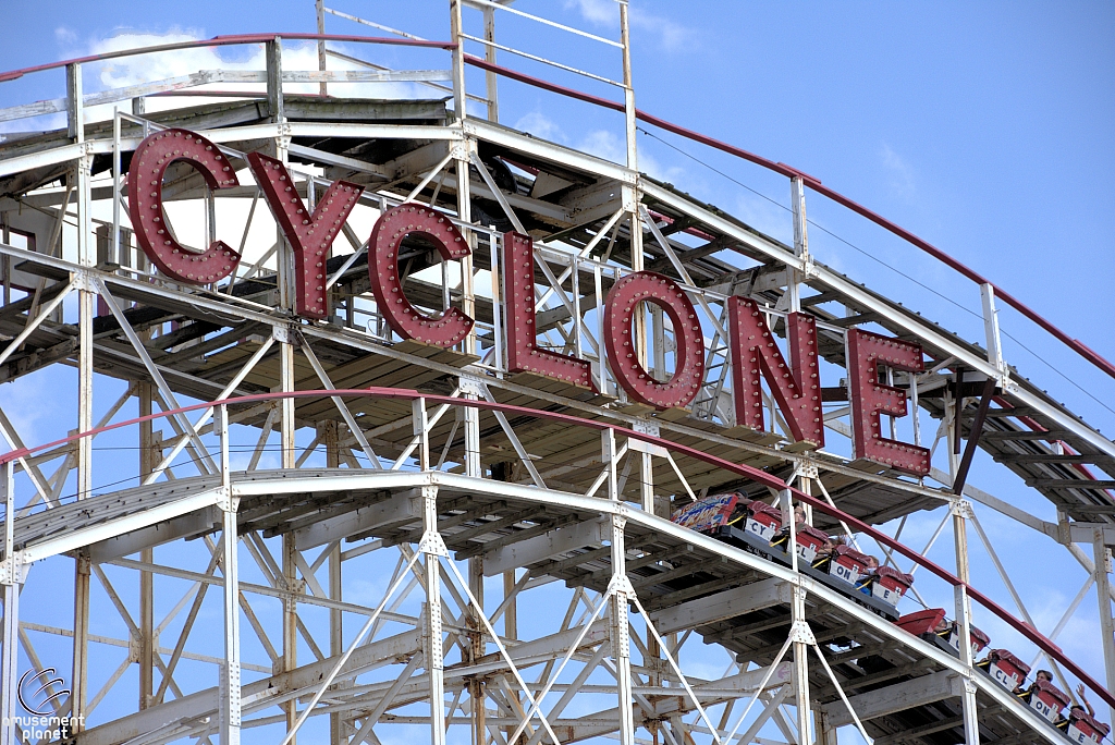 Cyclone