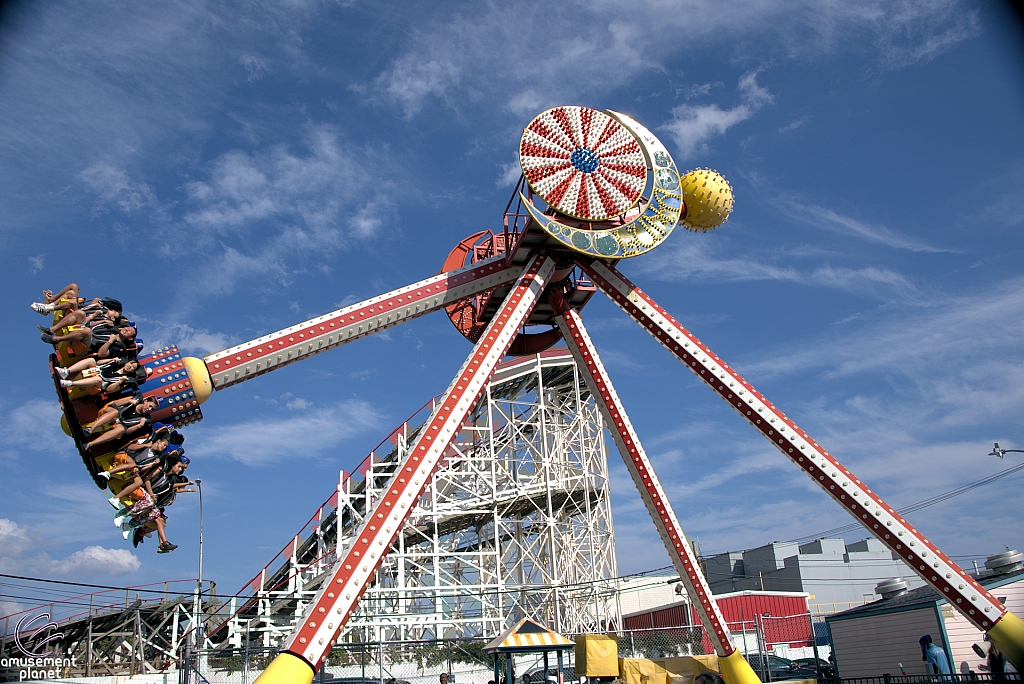 Luna 360