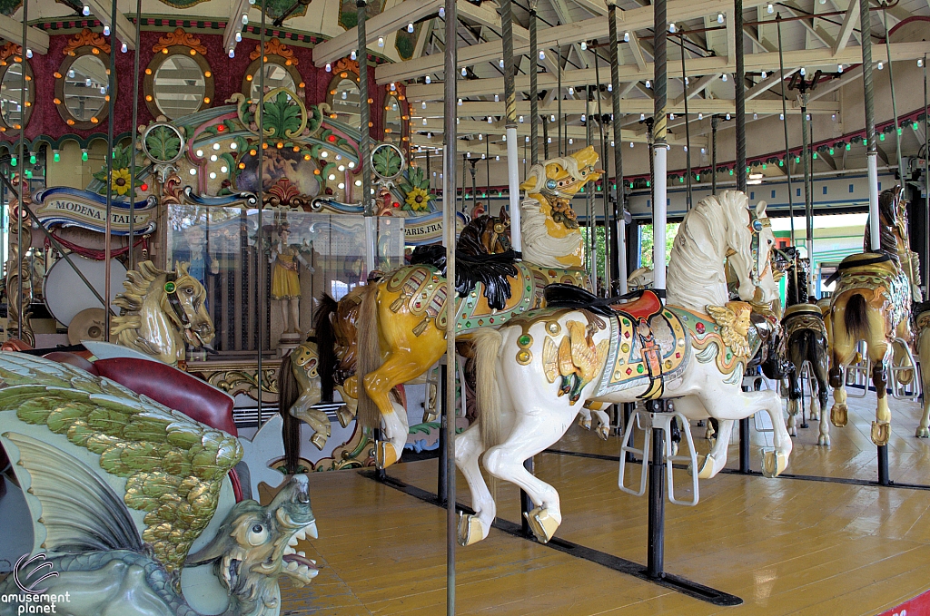 Grand Carousel