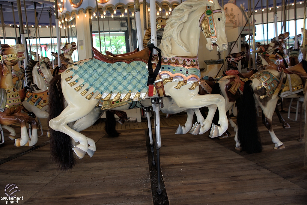 Grand Carousel