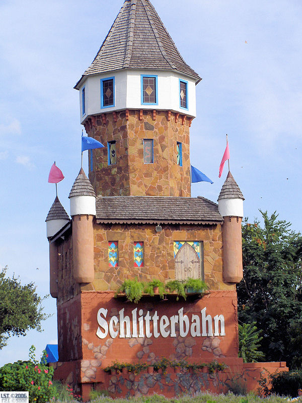Schlitterbahn West
