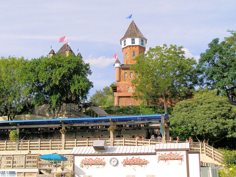 Schlitterbahn West