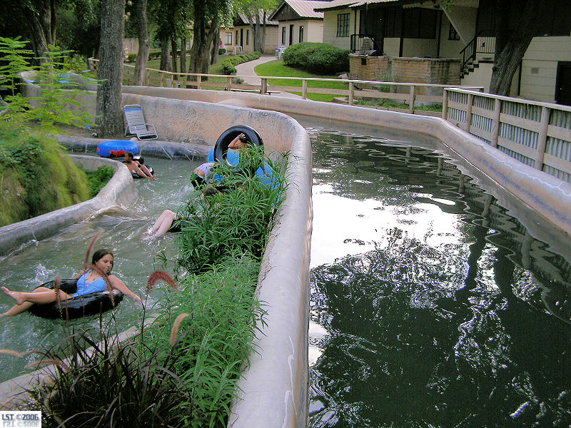 Schlitterbahn West