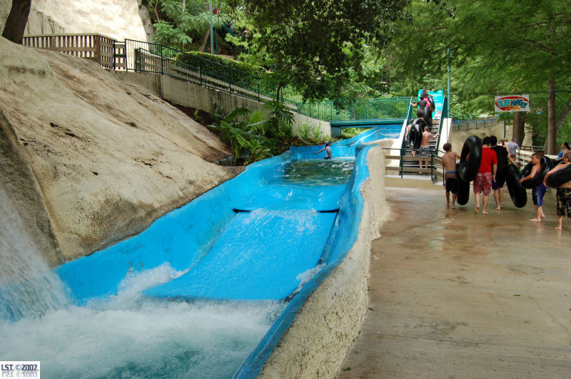 White Water Tube Chute