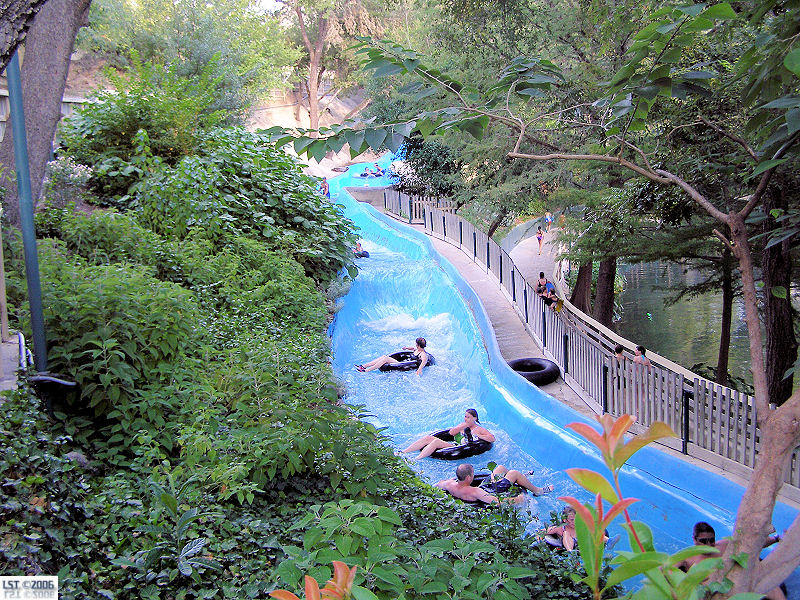 White Water Tube Chute
