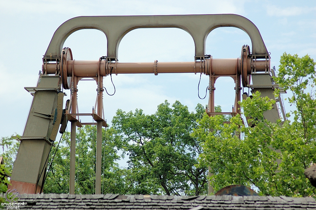 Giant Barn Swing