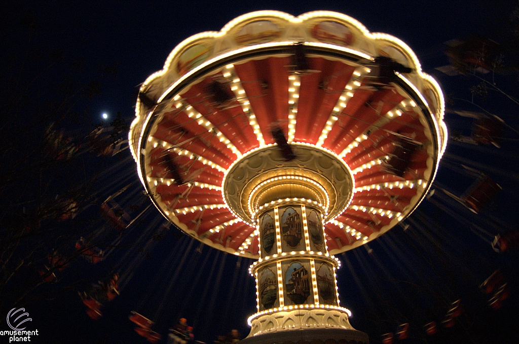 Magnificent Wave Carousel