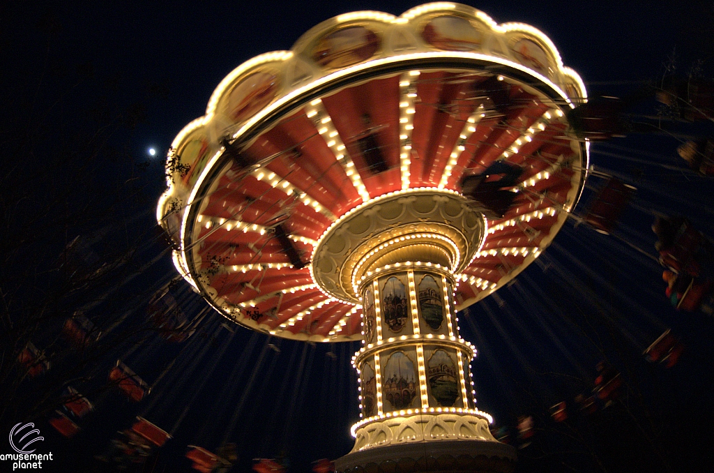 Magnificent Wave Carousel