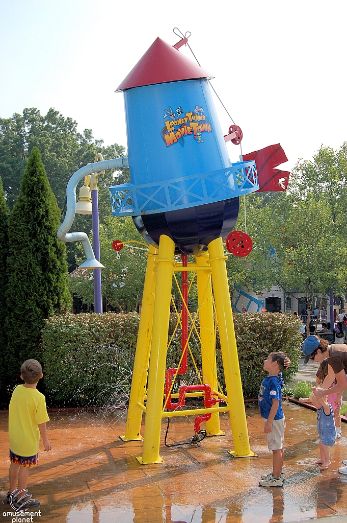 Six Flags America