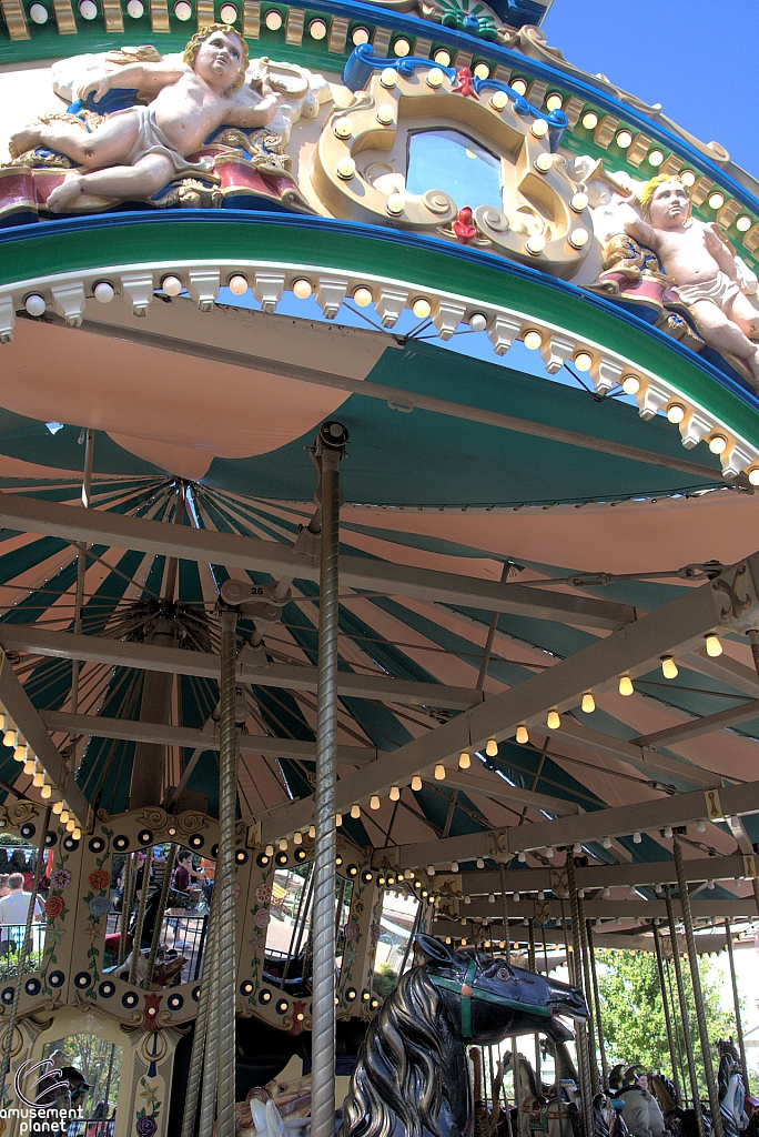 Grand Carousel